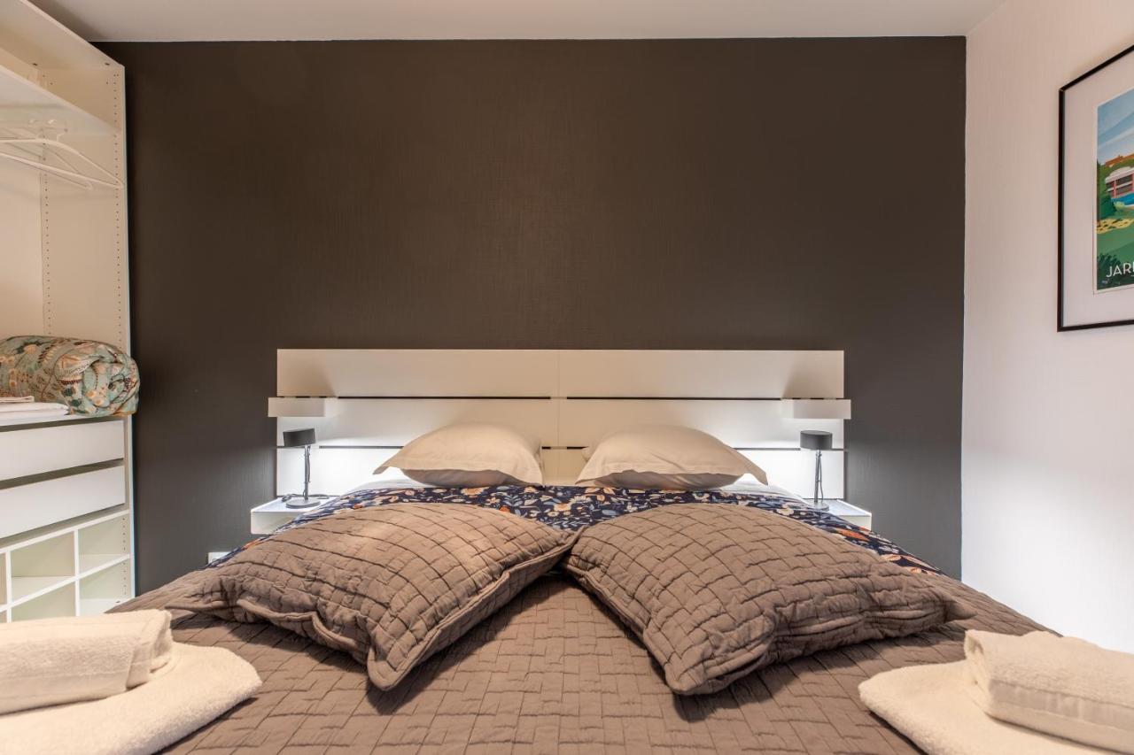 Apartment F2 